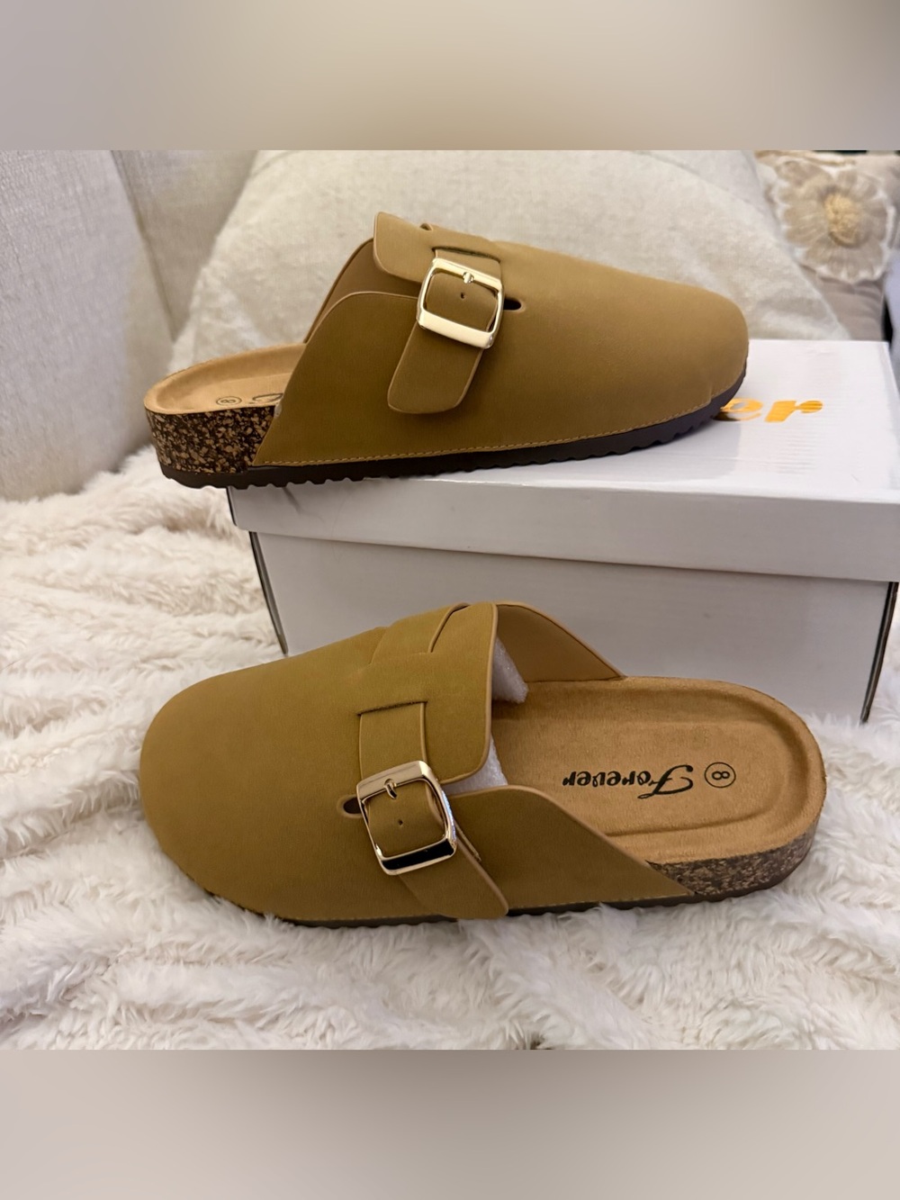 NEW Forever BERK-64 Tan Buckle Clogs / Slip-On Buckle Mules Size 8